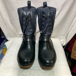 Bogs Navy and Black Women's Lace-Up Waterproof Ankle Boots